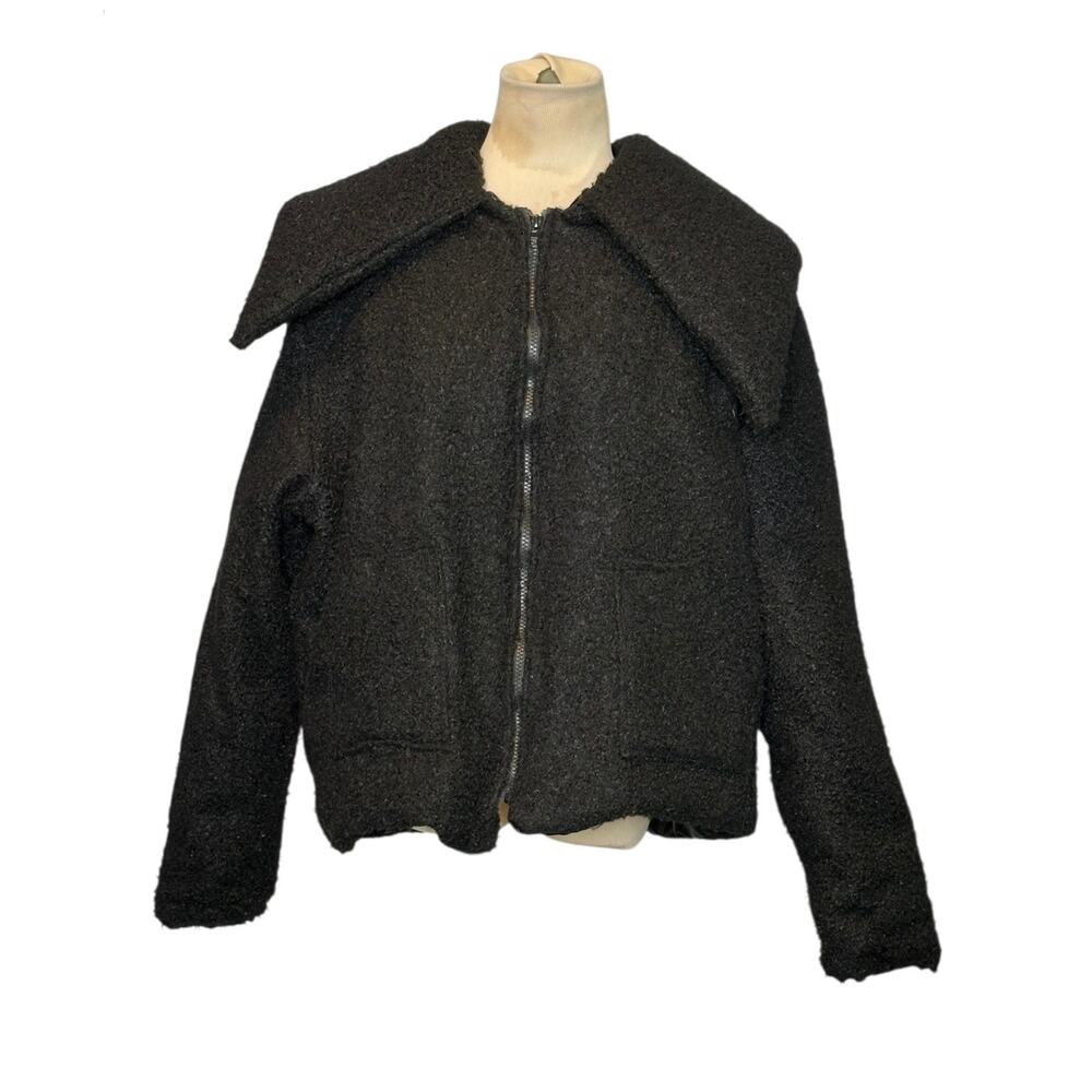 Black sherpa long sleeves oversized collar zippered jacket size XL